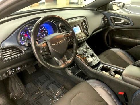 Used 2016 Chrysler 200 S image 23