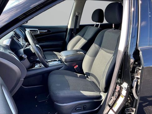 Used 2020 Nissan Pathfinder SV FWD image 15