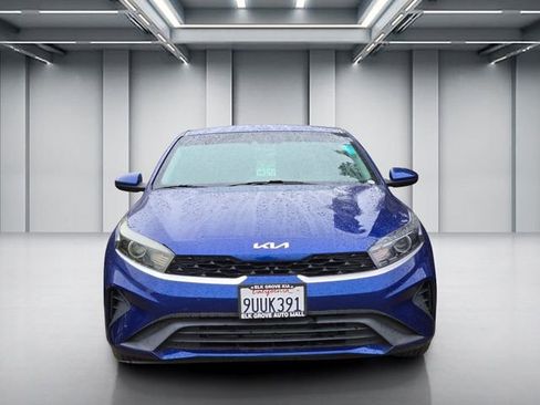 Certified 2024 Kia Forte LXS FWD image 2