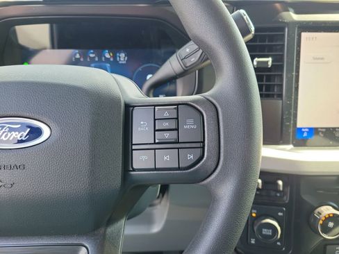 New 2026 Ford F250 XLT w/ XLT Premium Package AWD/4WD image 25