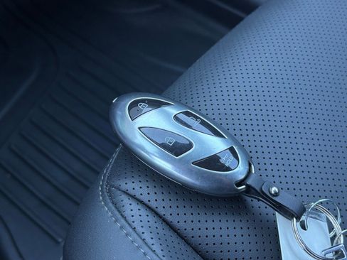 Certified 2024 Hyundai Kona Limited AWD/4WD image 27