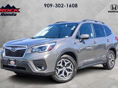 Used 2021 Subaru Forester Premium AWD/4WD image 1