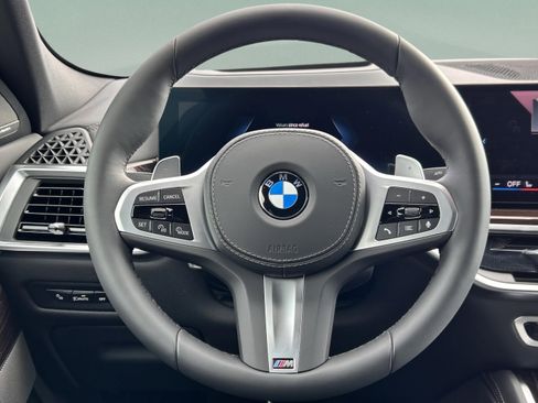 New 2026 BMW X6 xDrive40i w/ Premium Package image 9