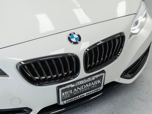 Used 2020 BMW 230i Coupe w/ Premium Package RWD image 11