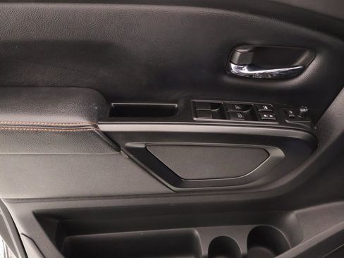 Used 2023 Nissan Titan PRO-4X w/ Pro-4x Convenience Package image 17