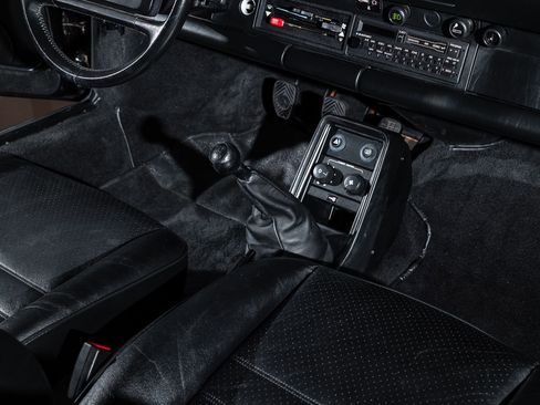 Used 1988 Porsche 911 Carrera image 43