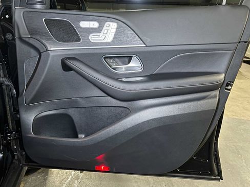 Certified 2025 Mercedes-Benz GLE 350 4MATIC image 11