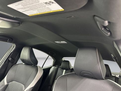 Used 2025 Toyota Camry SE FWD image 17