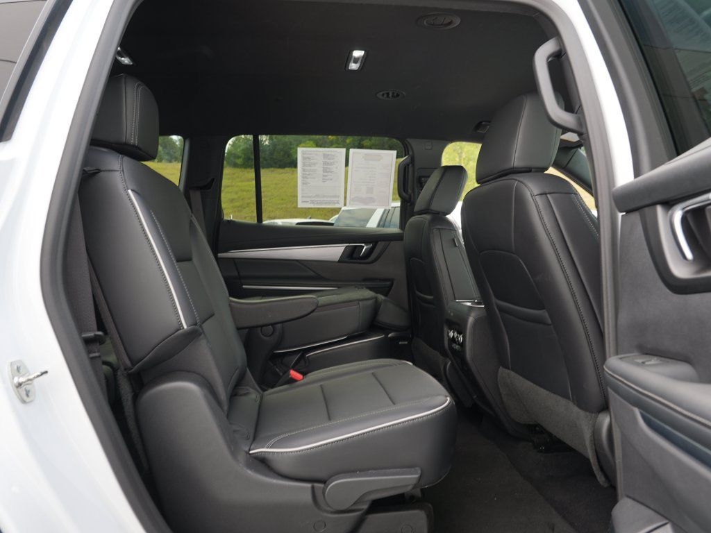 Certified 2026 Buick Enclave Preferred AWD/4WD image 29