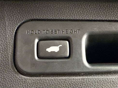 Used 2024 Honda Pilot Elite image 41