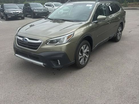 Used 2020 Subaru Outback Limited AWD/4WD image 2