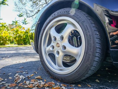 Used 1995 Porsche 911 Carrera image 75