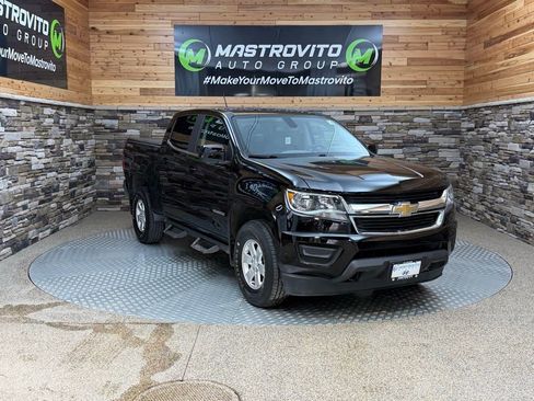 Used 2018 Chevrolet Colorado W/T w/ WT Convenience Package image 2