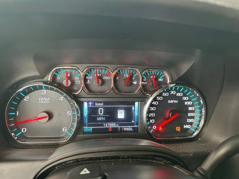 Used 2019 Chevrolet Tahoe LT AWD/4WD image 41