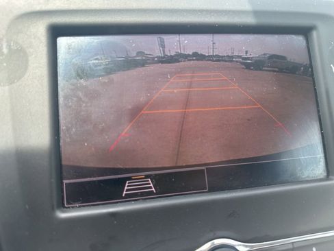 Used 2024 Chevrolet Equinox LT FWD image 15