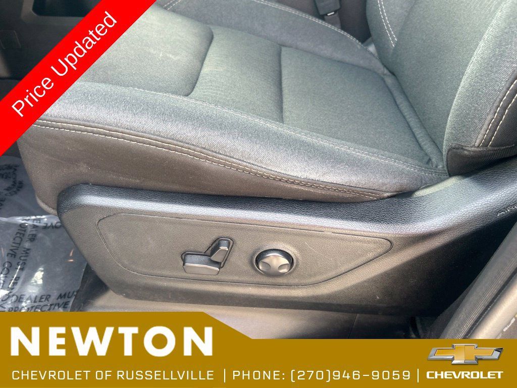 Used 2022 RAM 1500 Big Horn AWD/4WD image 6