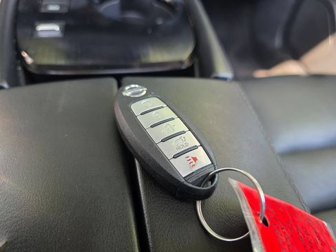 Used 2021 Nissan Rogue SL FWD image 28