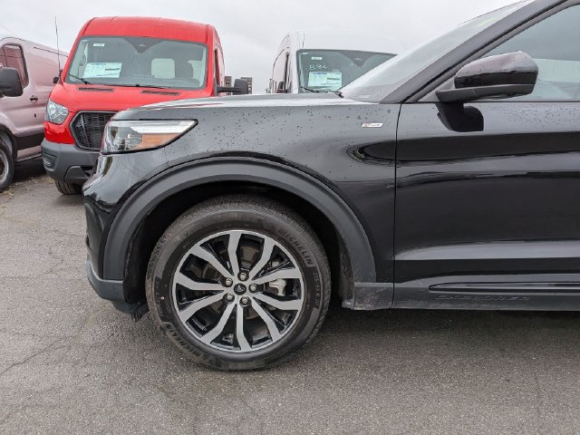 Certified 2023 Ford Explorer ST-Line w/ Class IV Trailer Tow Package AWD/4WD image 25