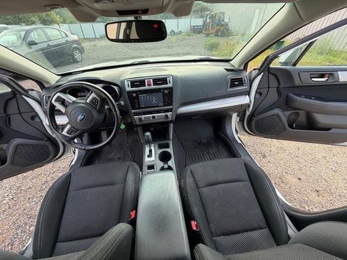 Used 2015 Subaru Outback 2.5i Premium AWD/4WD image 28