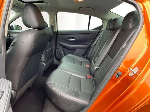 Used 2024 Nissan Sentra SR w/ SR Premium Package FWD image 11