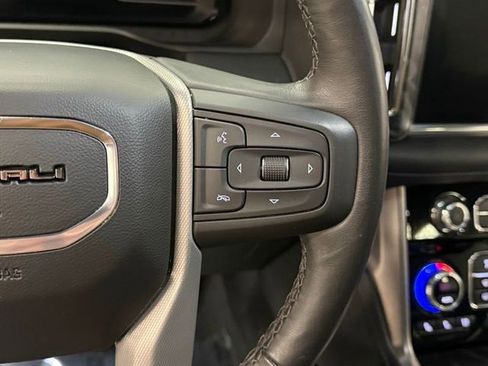 Used 2022 GMC Yukon Denali image 18