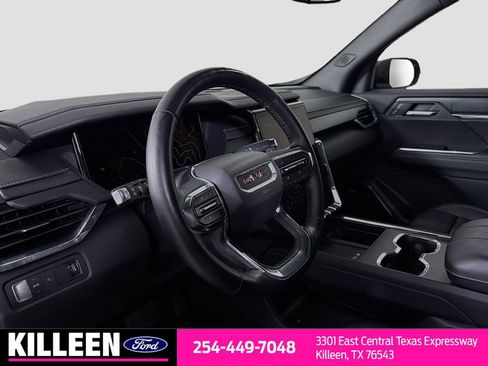 Used 2024 GMC Acadia Elevation FWD image 11