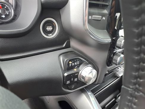 Used 2024 RAM 1500 Laramie AWD/4WD image 20