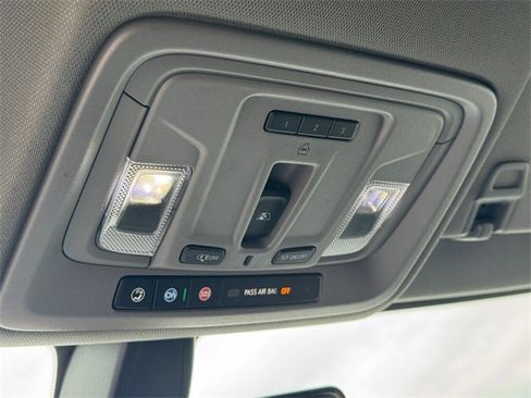 Used 2022 Chevrolet Silverado 1500 LT Trail Boss w/ LT Trail Boss Premium Package image 23