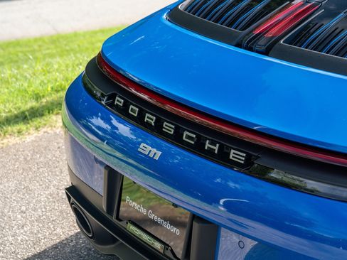 Certified 2025 Porsche 911 Carrera RWD image 15