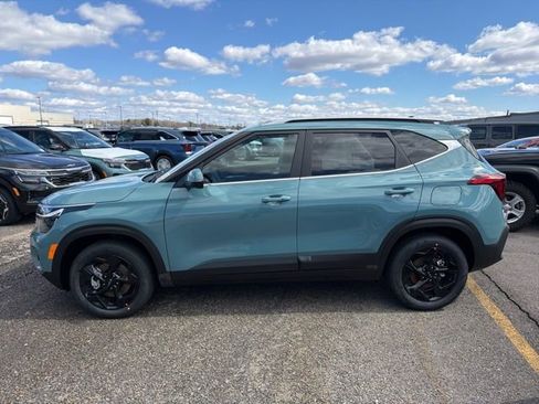 New 2026 Kia Seltos EX image 6