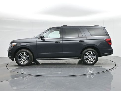 Used 2022 Ford Expedition Limited image 34