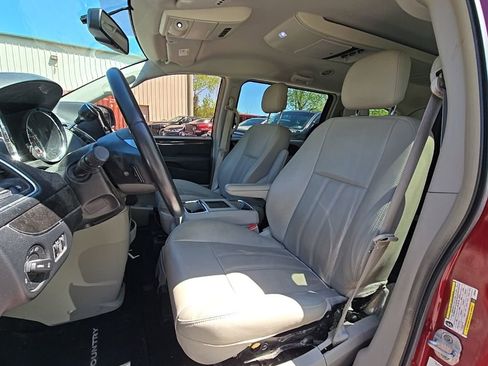 Used 2012 Chrysler Town & Country Touring w/ Entertainment Group #1 image 14