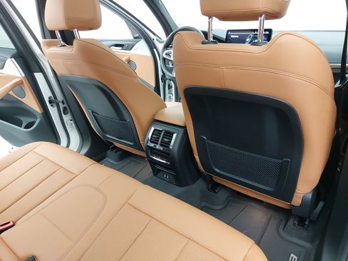 Used 2024 BMW X3 sDrive30i w/ Premium Package w/ZPA RWD image 13