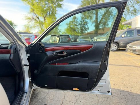 Used 2008 Lexus LS 460 RWD image 18