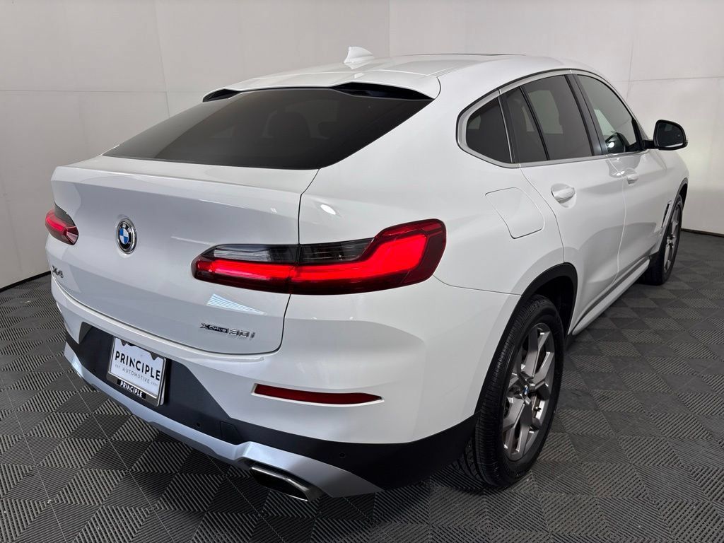 Used 2022 BMW X4 xDrive30i w/ Premium Package 2 AWD/4WD image 5