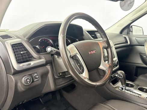 Used 2014 GMC Acadia SLT image 13