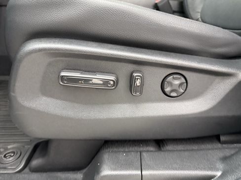 Used 2025 Honda Odyssey EX-L image 28