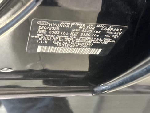Used 2024 Hyundai Sonata Limited FWD image 28