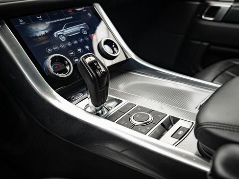 Used 2018 Land Rover Range Rover Sport Supercharged image 40