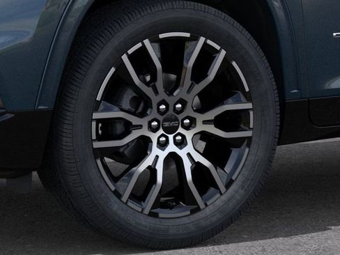 New 2026 GMC Acadia Denali Ultimate w/ LPO, Floor Liner Package AWD/4WD image 9