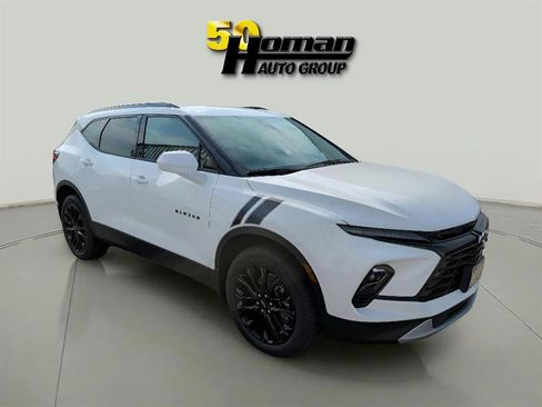 New 2025 Chevrolet Blazer LT w/ LPO, Black Sport Package image 7