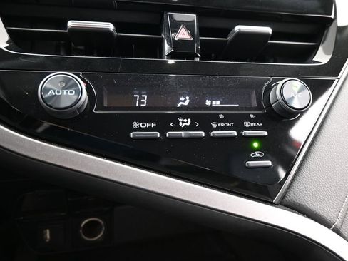Used 2021 Toyota Camry SE FWD image 23