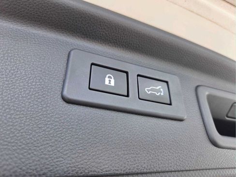 Used 2021 Subaru Forester Premium AWD/4WD image 19