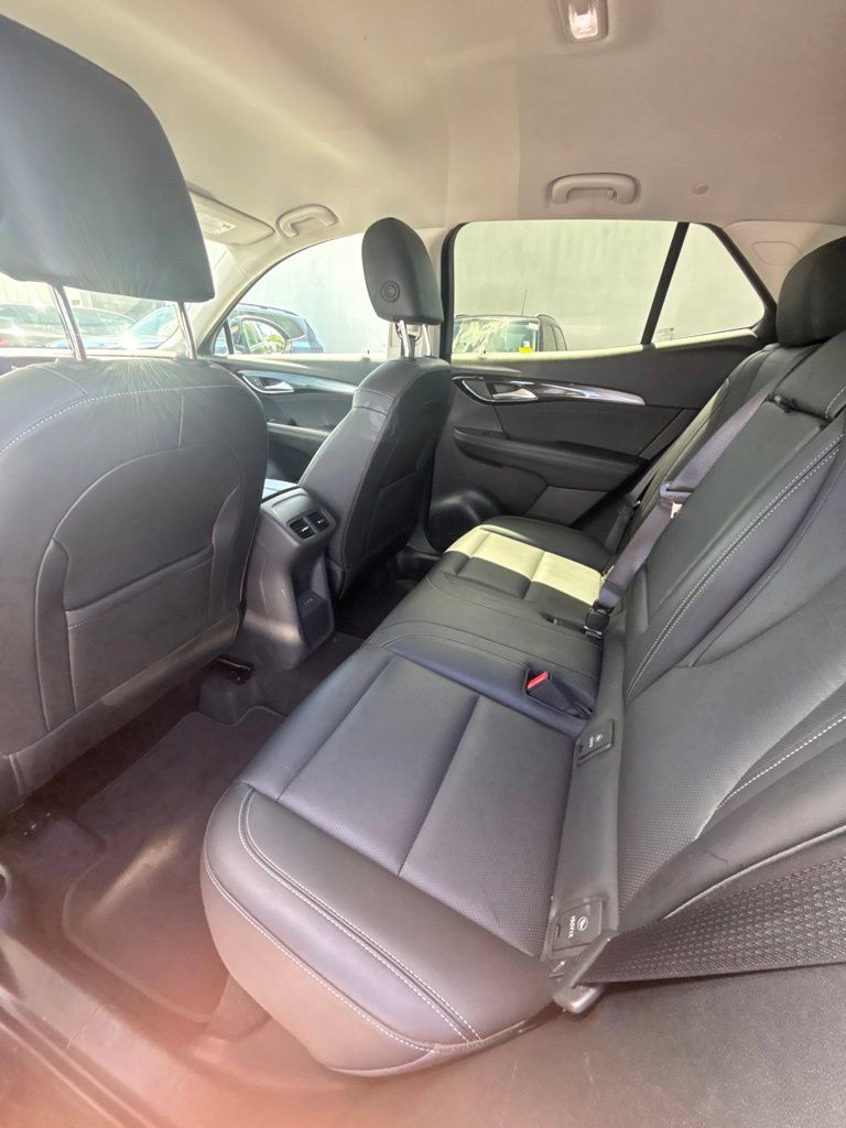 Used 2024 Buick Envision Preferred AWD/4WD image 17