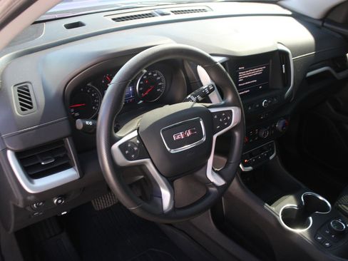 Used 2022 GMC Terrain SLE w/ Driver Convenience Package AWD/4WD image 17