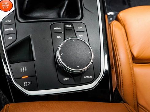 Used 2024 BMW M2 w/ Lighting Package image 21