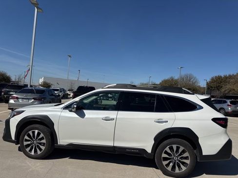 Certified 2025 Subaru Outback Touring XT image 5