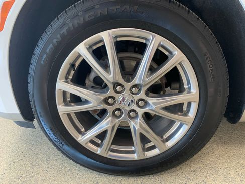 Used 2023 Buick Enclave Essence w/ Experience Buick Package image 11