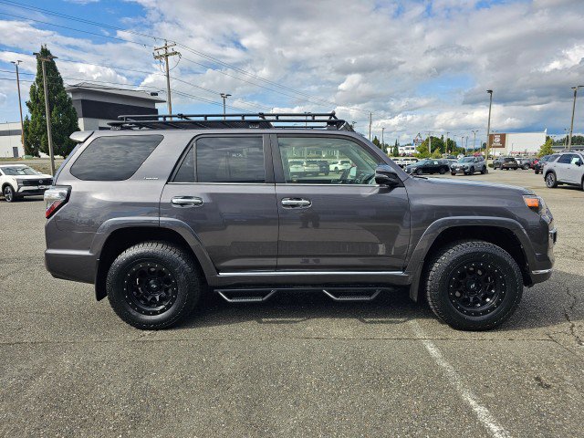 Used 2019 Toyota 4Runner Limited AWD/4WD image 2