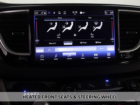 Used 2024 Chrysler Pacifica Touring-L FWD image 7